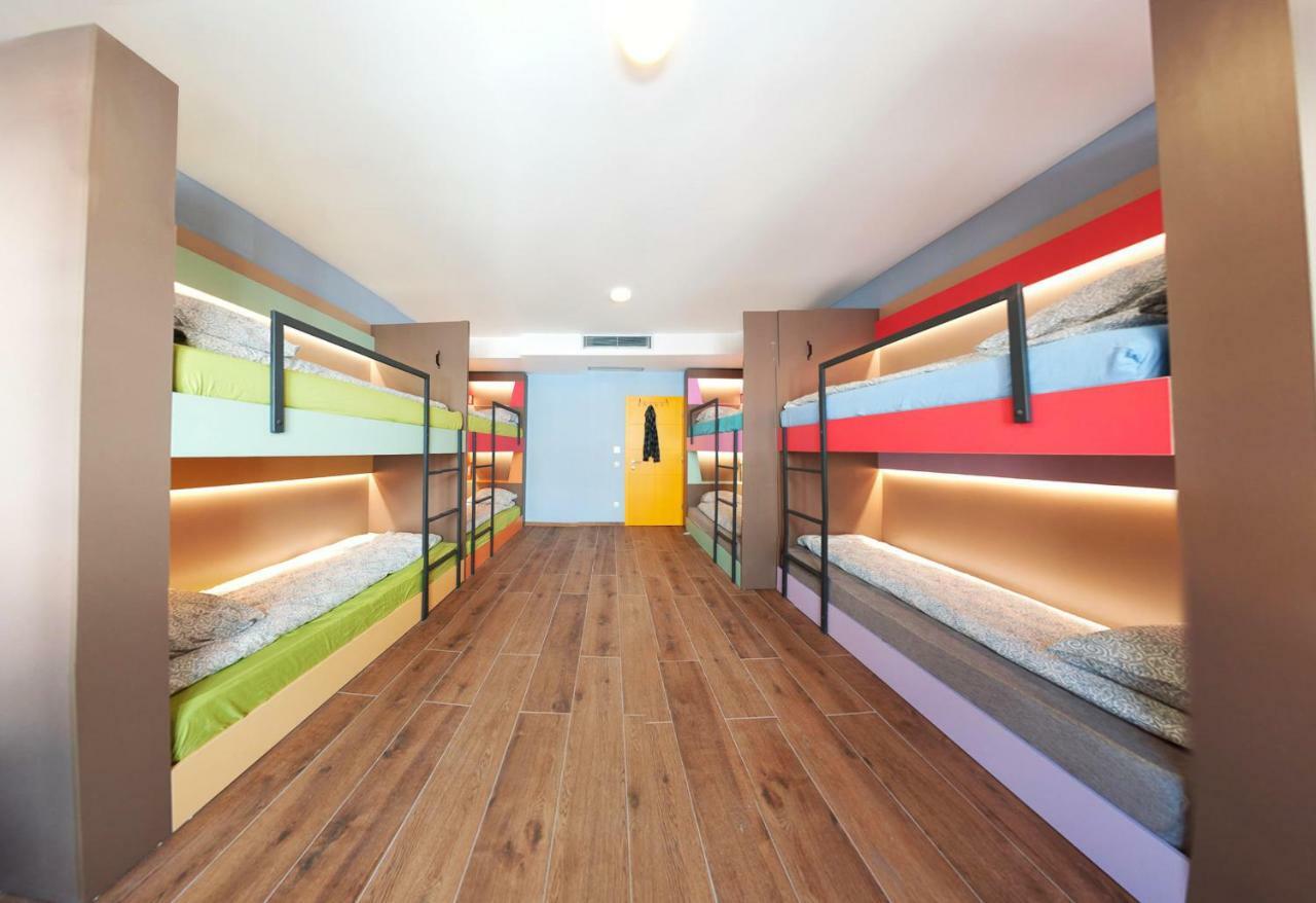Ura Hostel Prizren Bagian luar foto