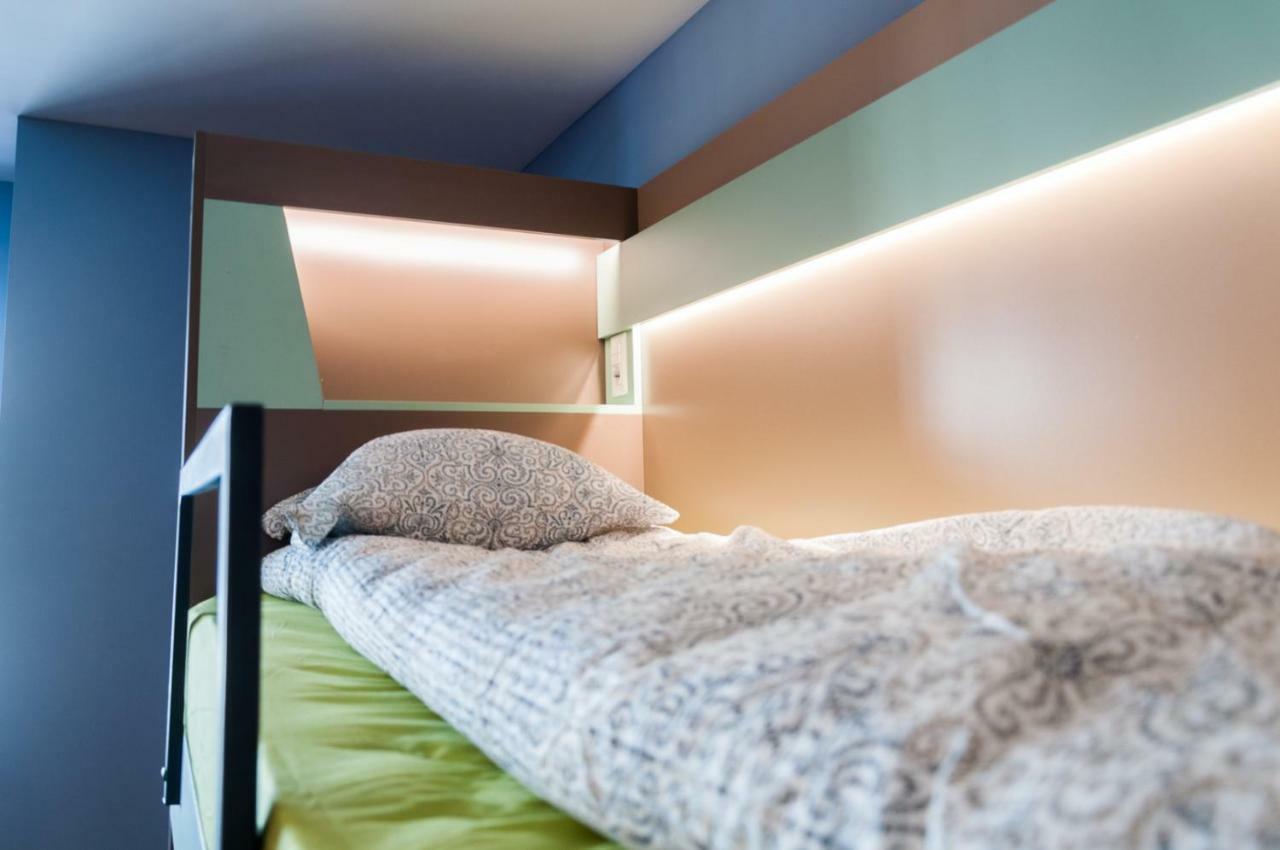 Ura Hostel Prizren Bagian luar foto