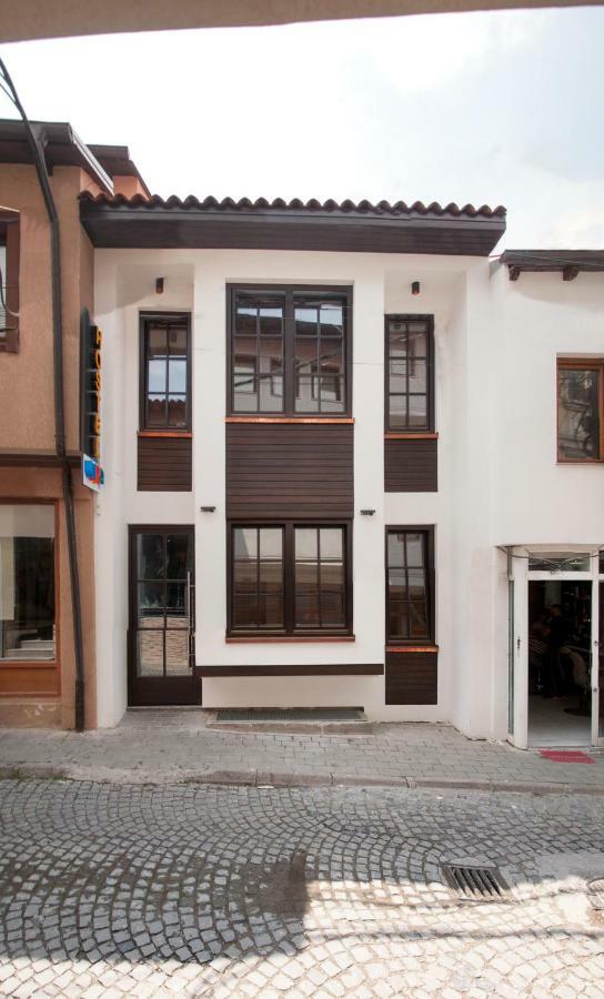 Ura Hostel Prizren Bagian luar foto